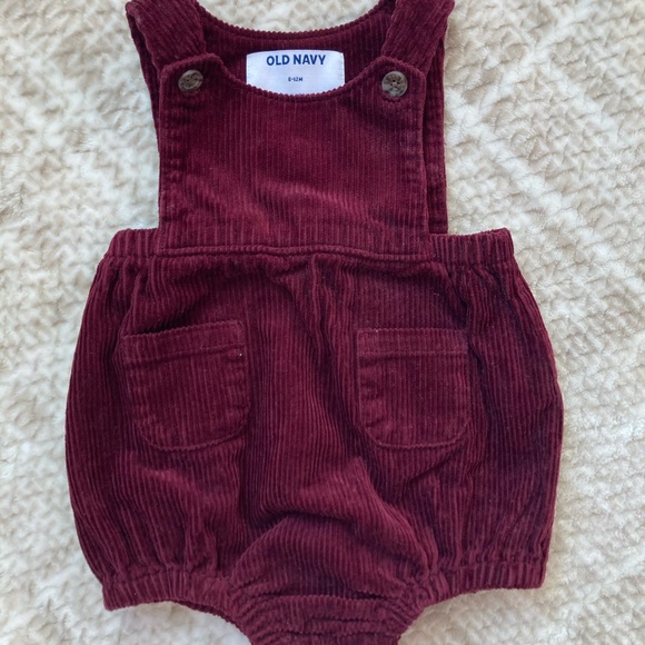 Old Navy Other - Old Navy Corduroy Romper size 6-12 months